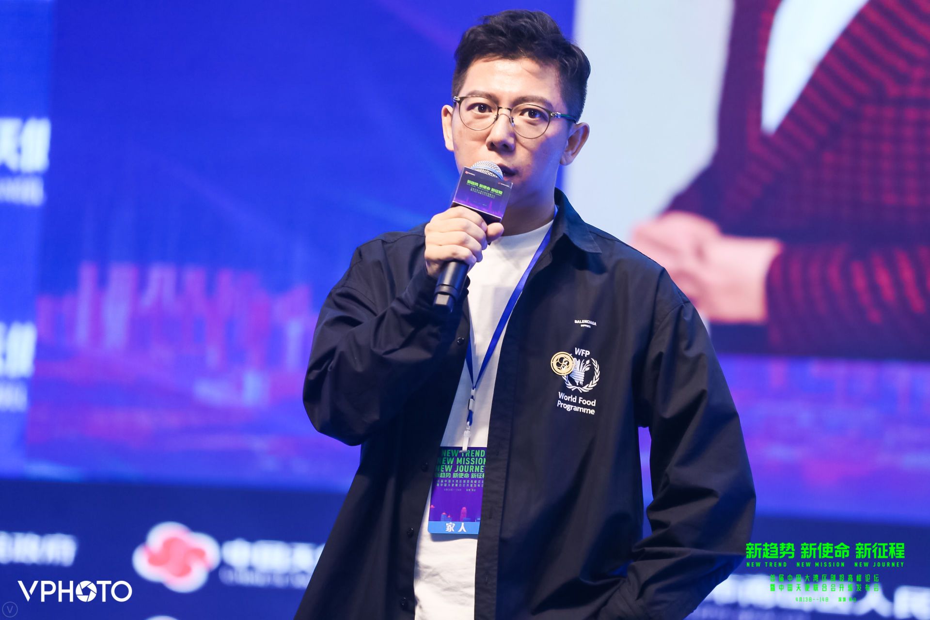 开云体育-费耶诺德内部会议纪要流出：清晨造点机会；社区盾使命明确；数据趋势出现新变化的简单介绍